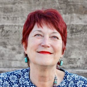 Meet your Posher, Lanya